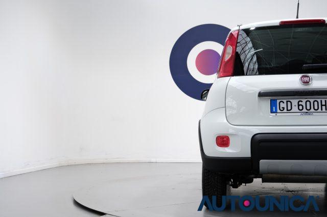 FIAT Panda 0.9 TWINAIR TURBO S&S 4x4 NEOPATENTATI