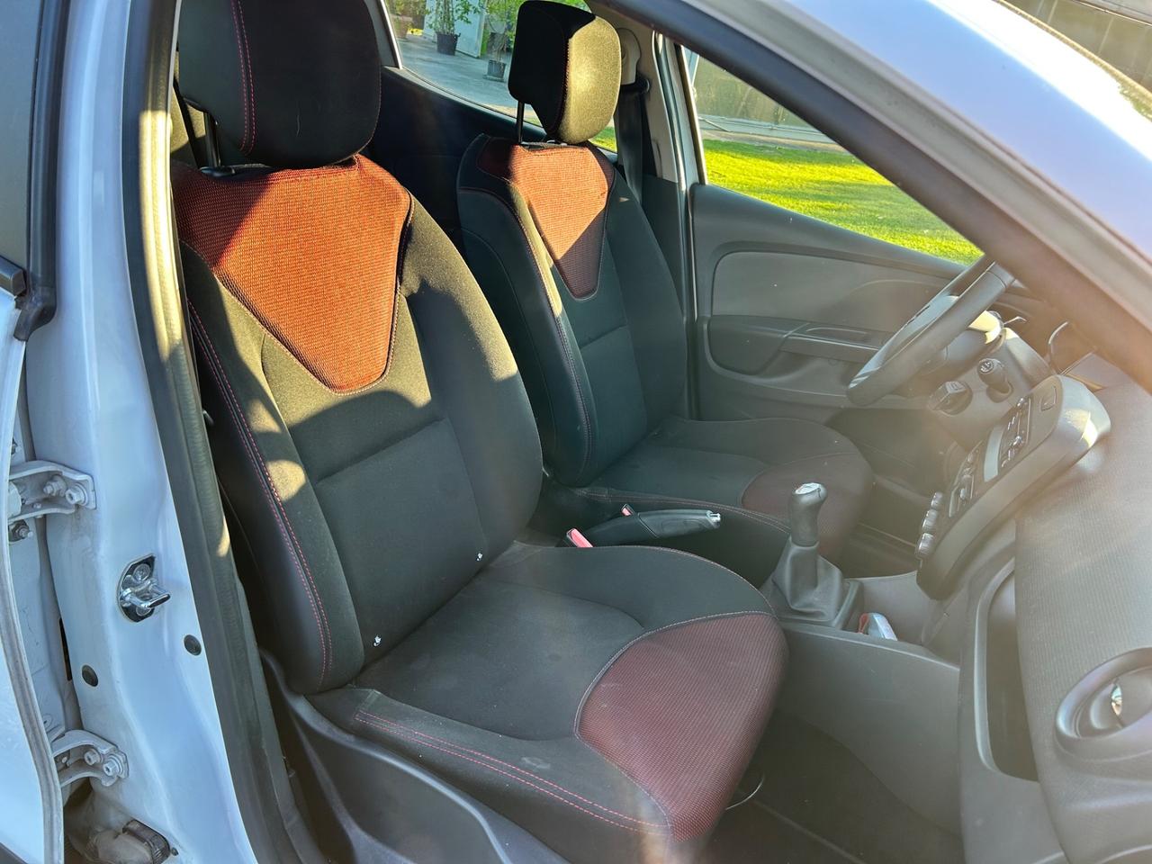 Renault Clio 1.5 dCi 75CV