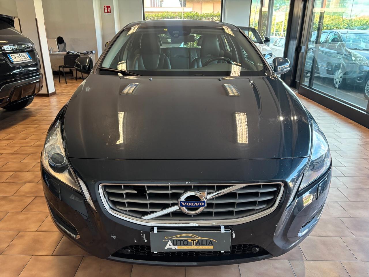 Volvo V60 * 2.0 d3 Summum geartronic*TAGLIANDI CERTIFICATI