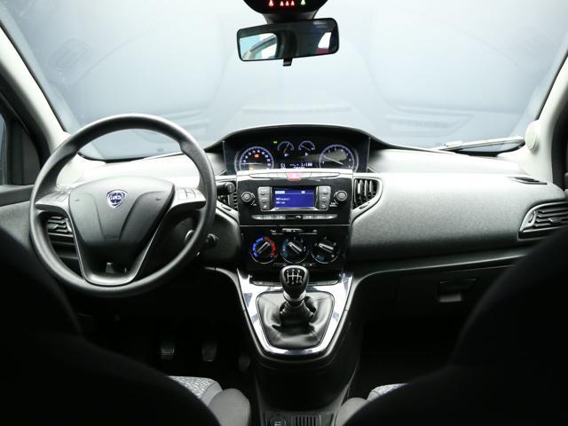 LANCIA Ypsilon 1.0 FireFly 5 porte S&S Hybrid Silver Plus