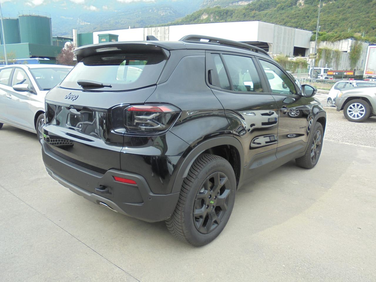 Jeep Avenger 1.2 Turbo 136 CV MHEV 4xe Upland