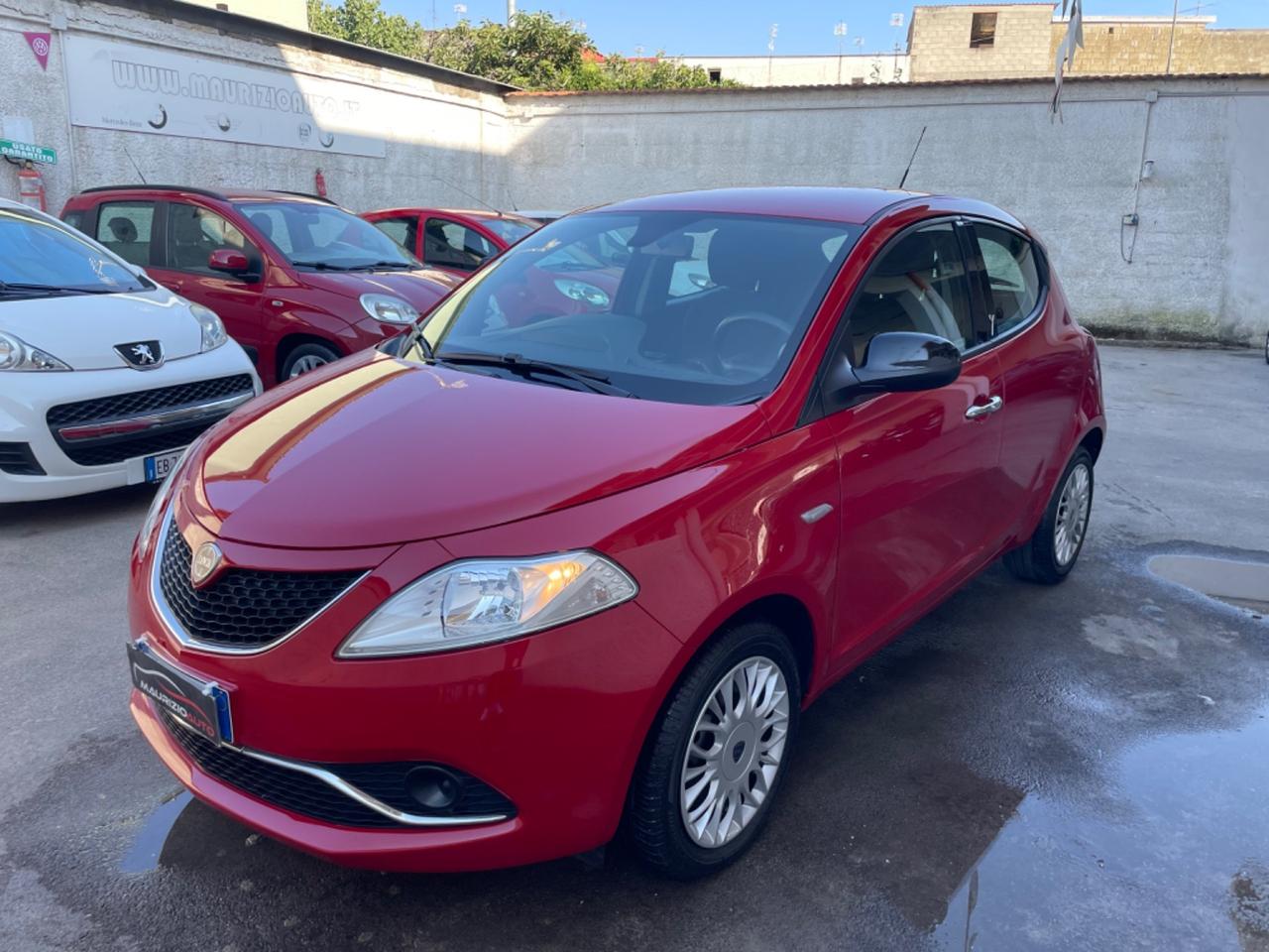 Lancia Ypsilon 1.3 MJT 16V 95 CV 5 porte S&S Mya dal nord Italia