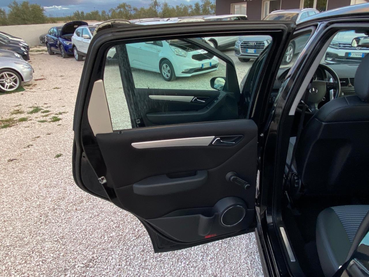 Mercedes-benz A 180 A 180 CDI Elegance AUTOMATICO