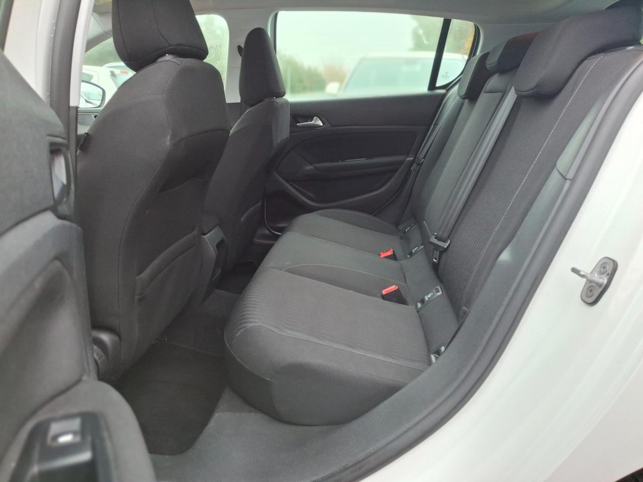 Peugeot 308 BlueHDi 120 S&S Allure