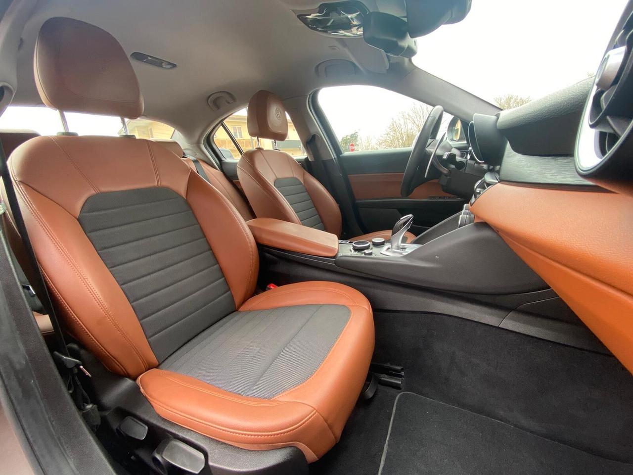 Alfa Romeo Giulia 2.2