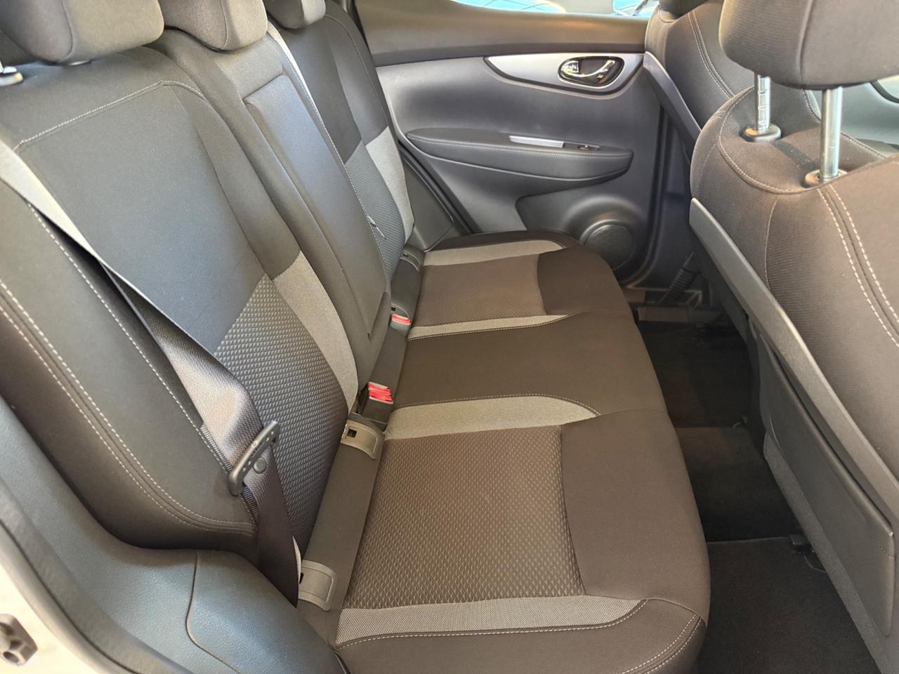 Nissan Qashqai 1.3 DIG-T 160 CV N-Connecta