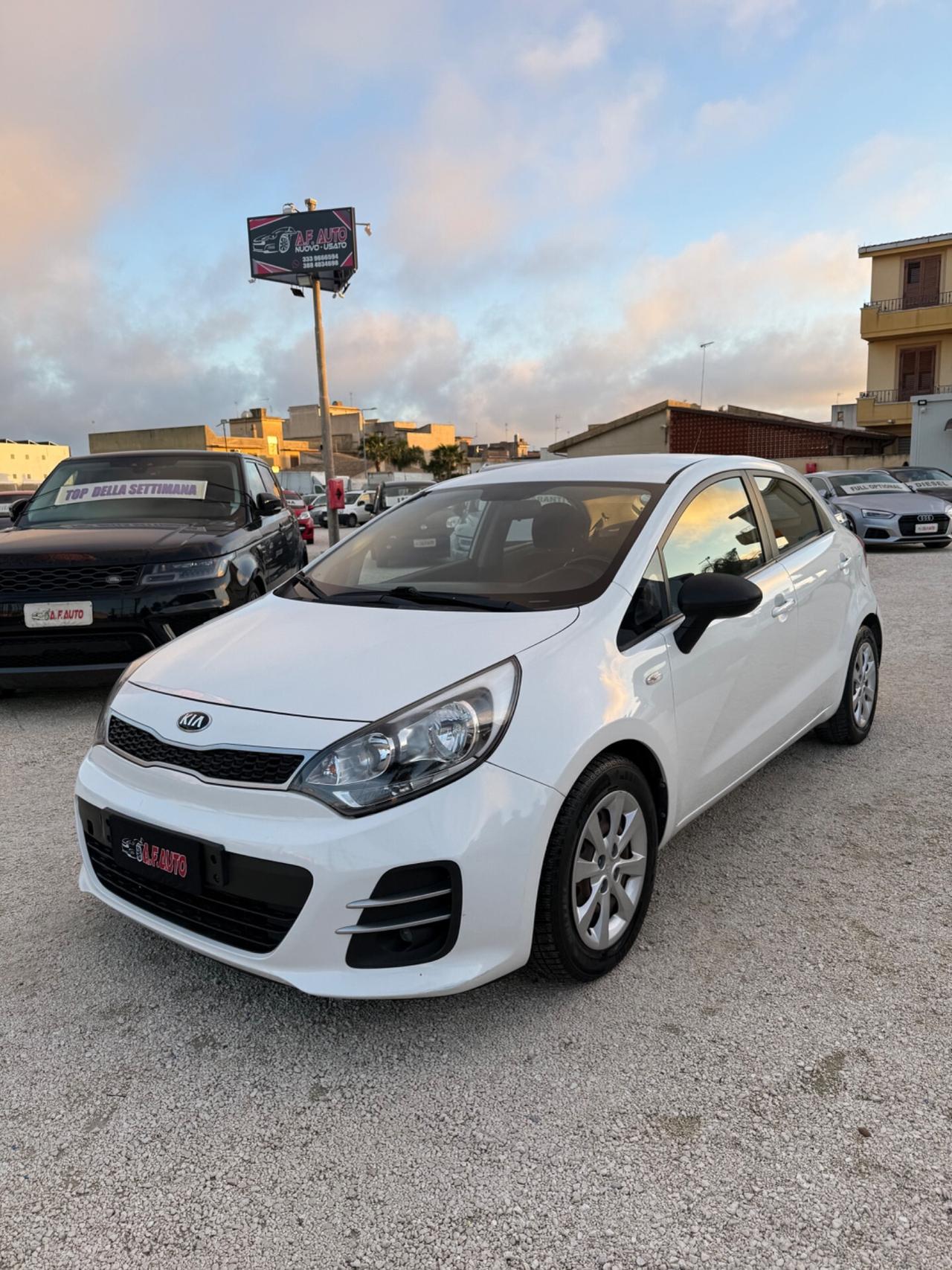 Kia Rio 1.2 CVVT 5p. Cool