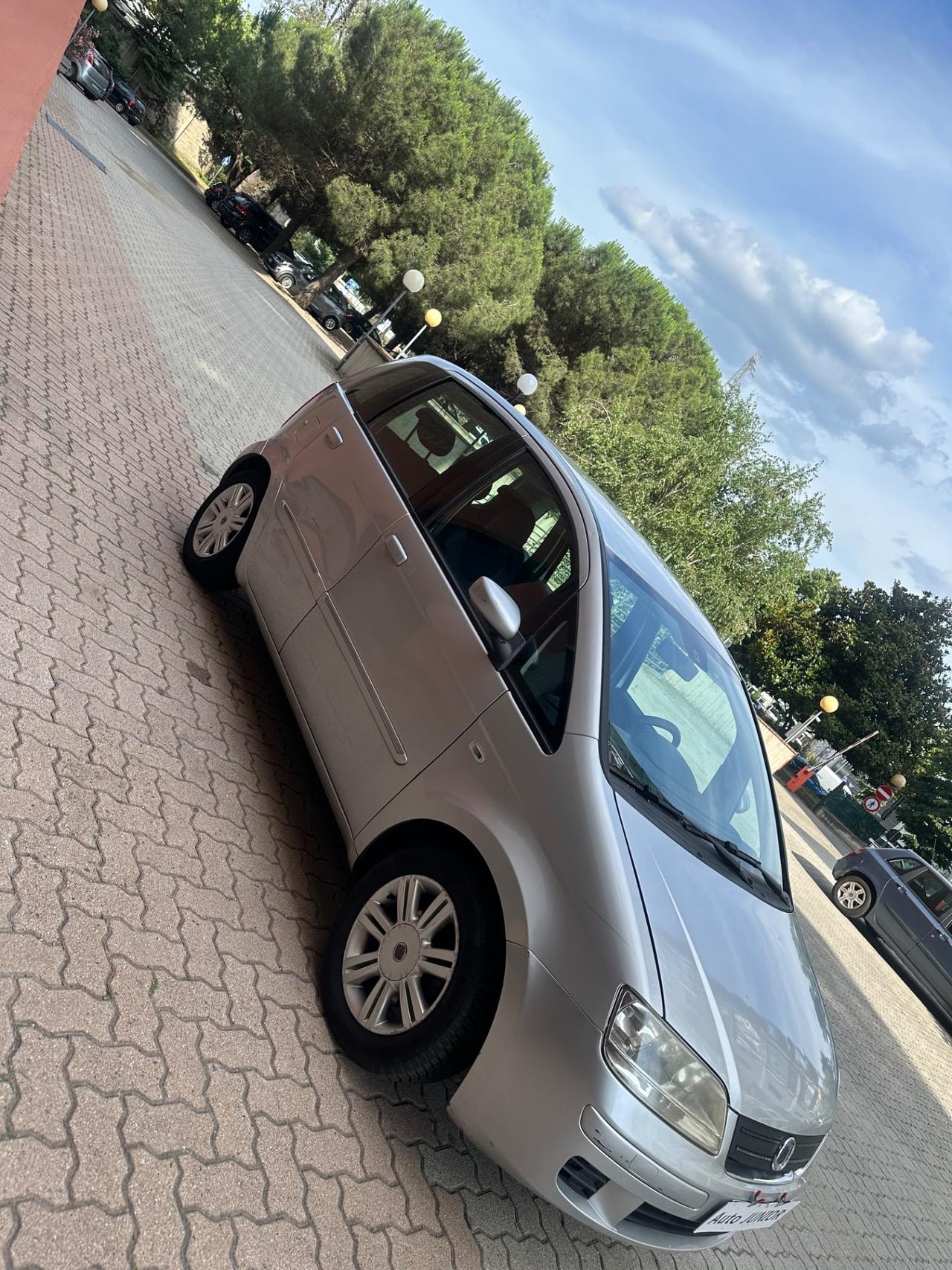 Fiat Idea 1.4 BlackEnergy GPL