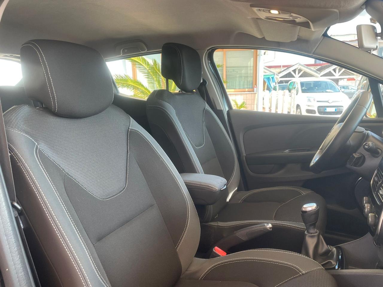 Renault Clio dCi 8V 75 CV Start&Stop 5 porte Energy Intens