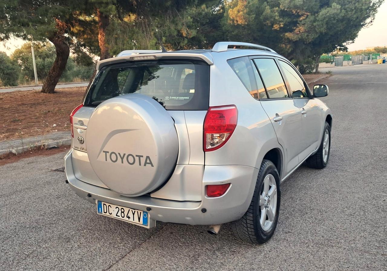 Toyota RAV 4 RAV4 2.2 D-4D 136 CV Sol