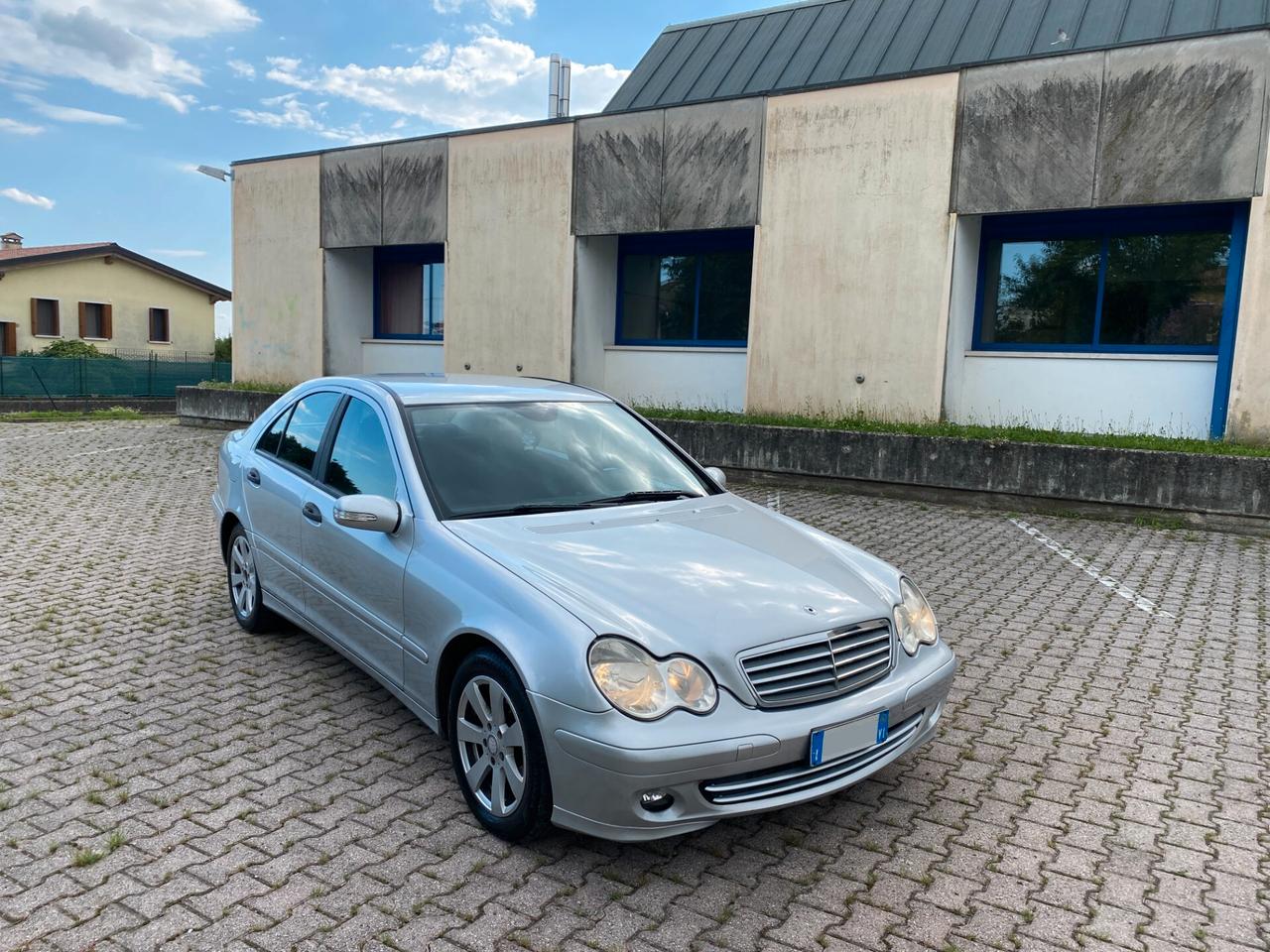 Mercedes-benz C220 CDI Avantgarde Sport