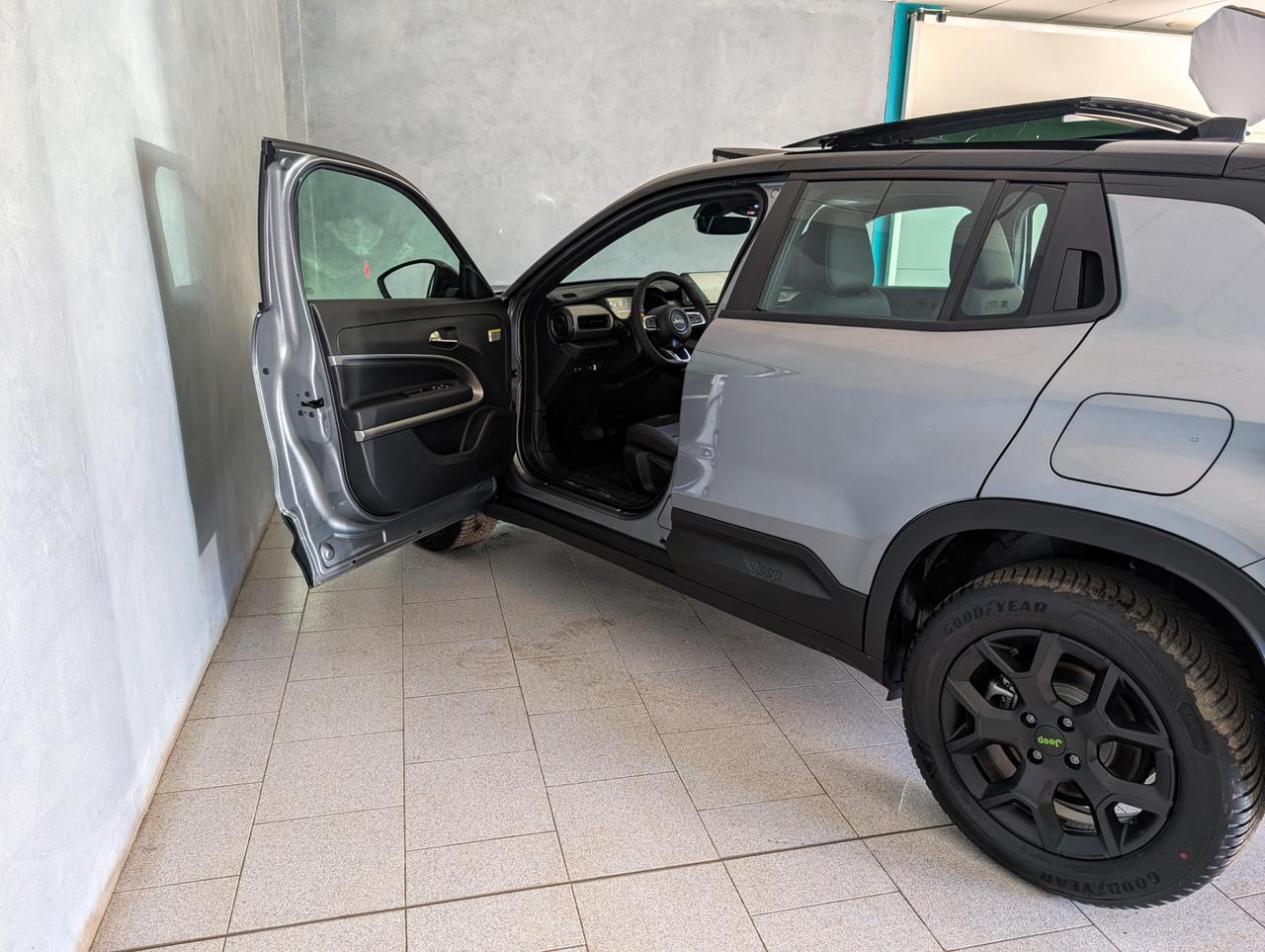 Jeep Avenger 1.2 turbo E-Hybrid 4xe eDCT6 Upland