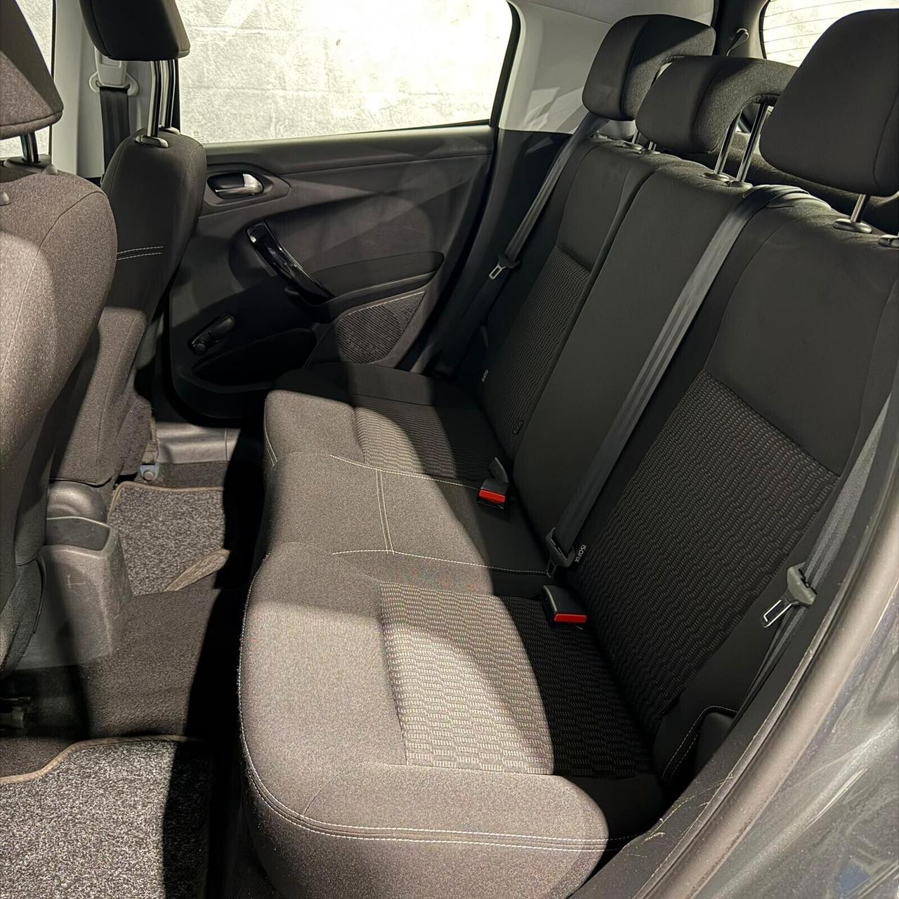 Peugeot 208 1.2 BENZINA NEOPATENTATI EURO 6