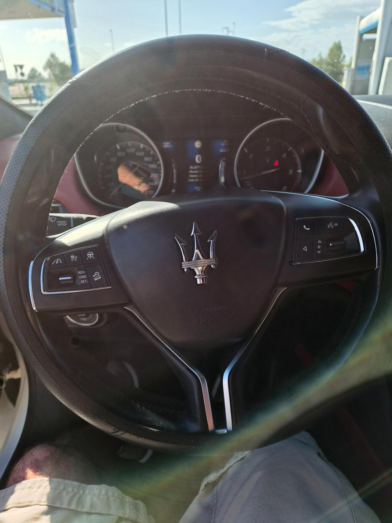 Maserati Levante V6 Diesel 275 CV AWD Granlusso TETTO APRIBILE