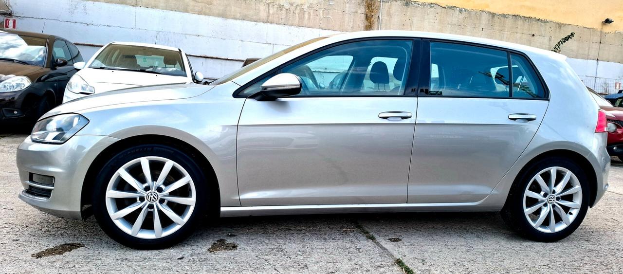Volkswagen Golf 1.6 TDI 5p. Highline BlueMotion Technology