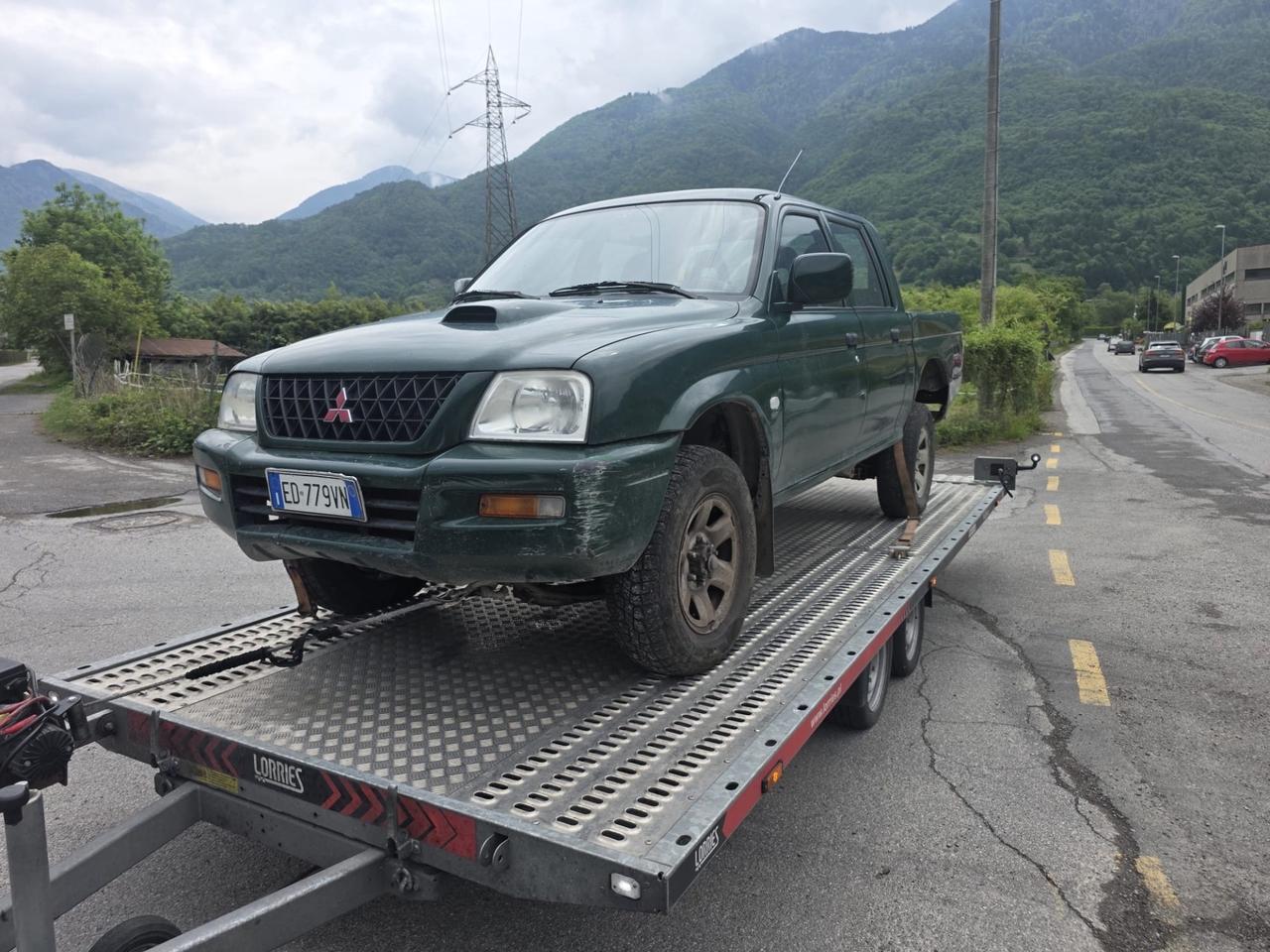 Mitsubishi l 200