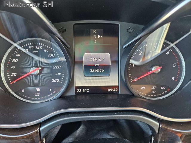 MERCEDES-BENZ V 220 D 163cv SPORT LONG 8 posti - FN068YY