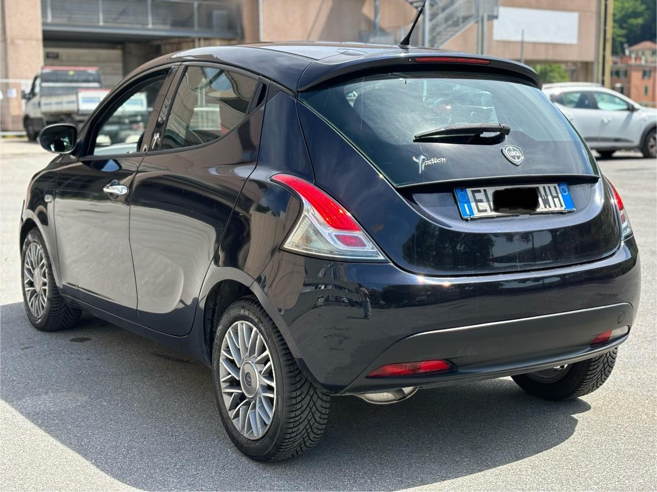 LANCIA YPSILON 1.2 BENZINA 69CV GARANZIA 12 MESI