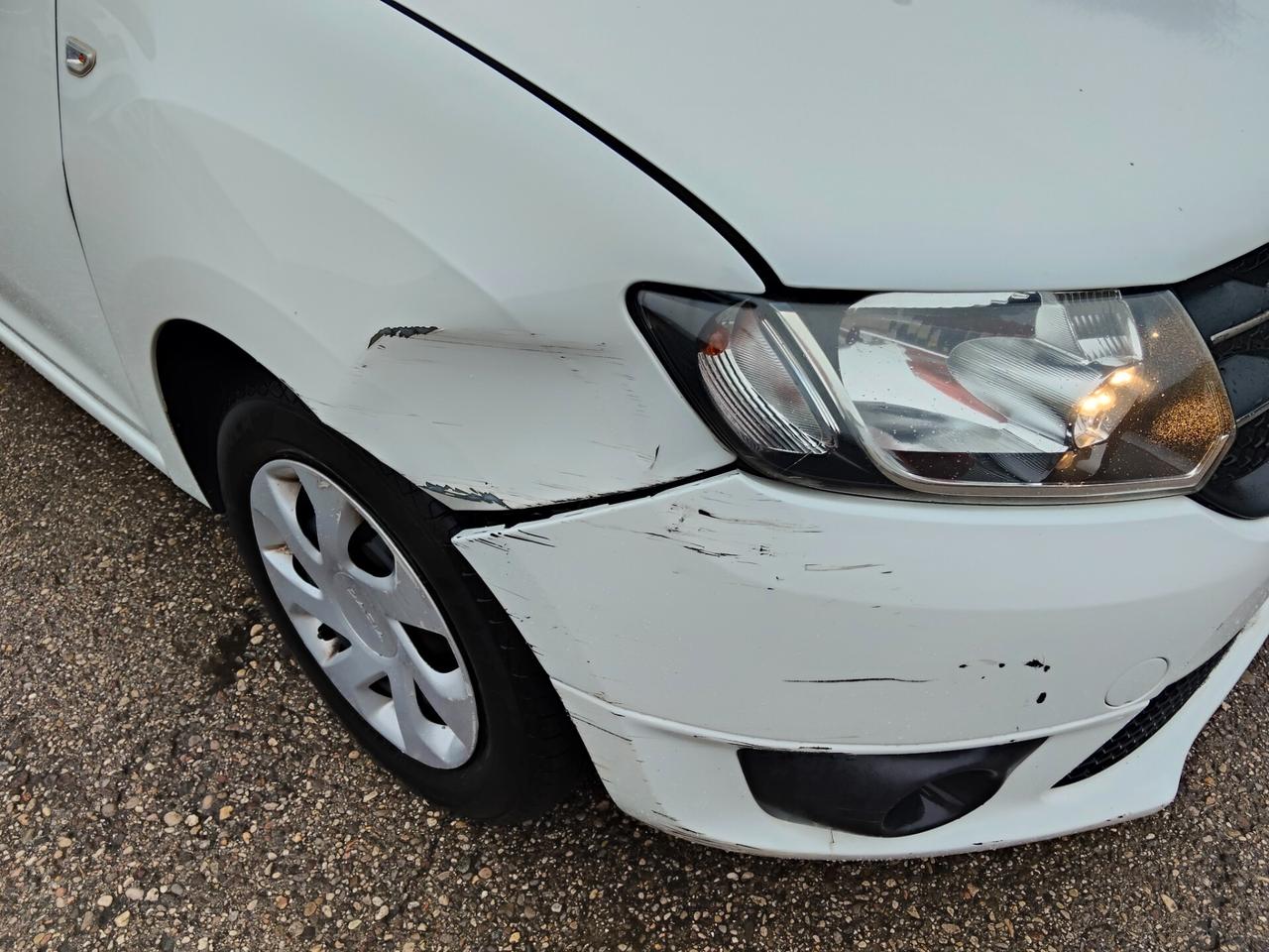 Dacia Sandero 1.2 16V GPL 75CV