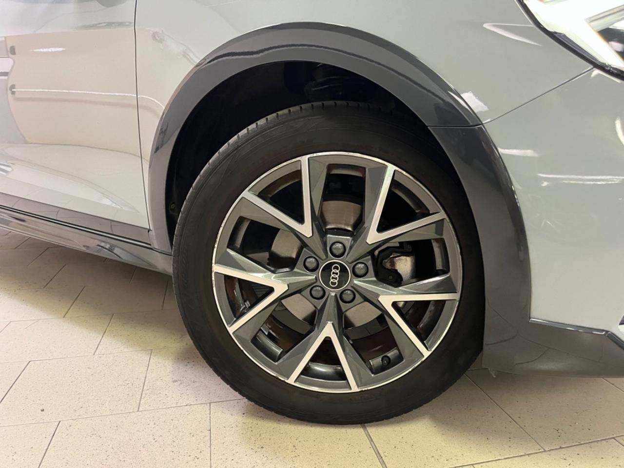 Audi A1 citycarver 30 TFSI S tronic S Line edition