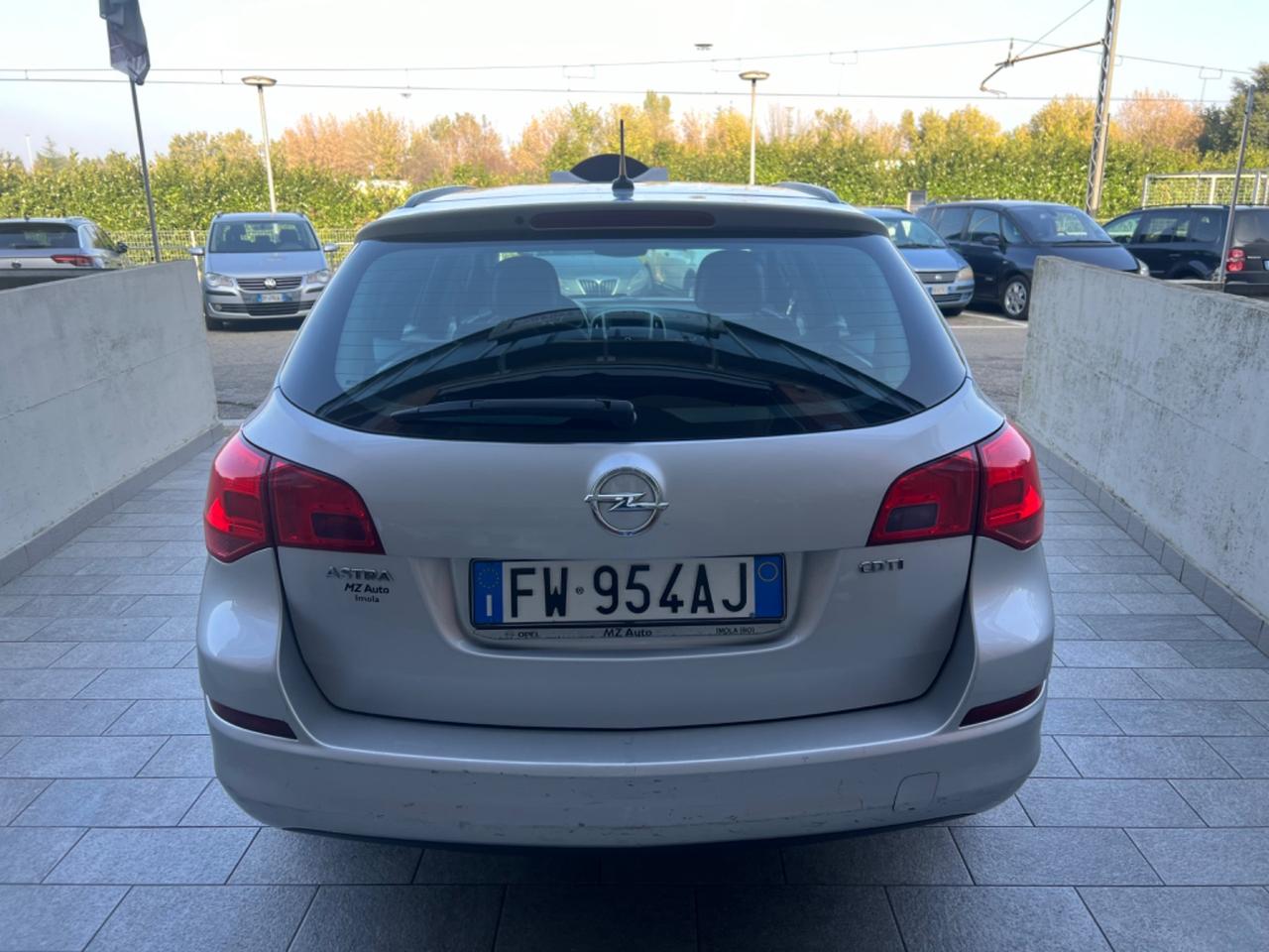 Opel Astra 1.7 CDTI 110CV Sports Tourer Cosmo