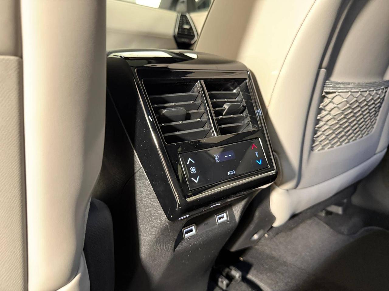 DS DS7 1.6 e-tense phev Opera 4x4 300cv