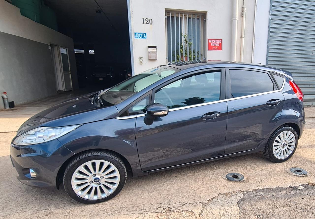 Ford Fiesta 1.4 TDCi 5p. Titanium