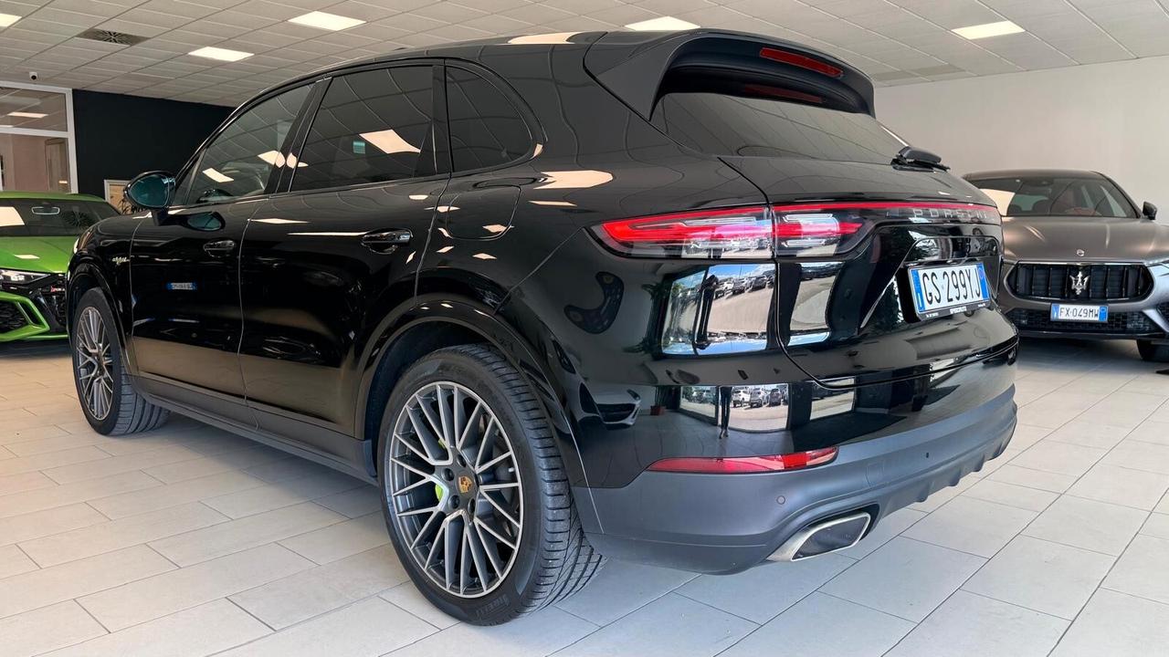 Porsche Cayenne 3.0 V6 E-Hybrid TETTO PASM TAGLIANDI UFF.
