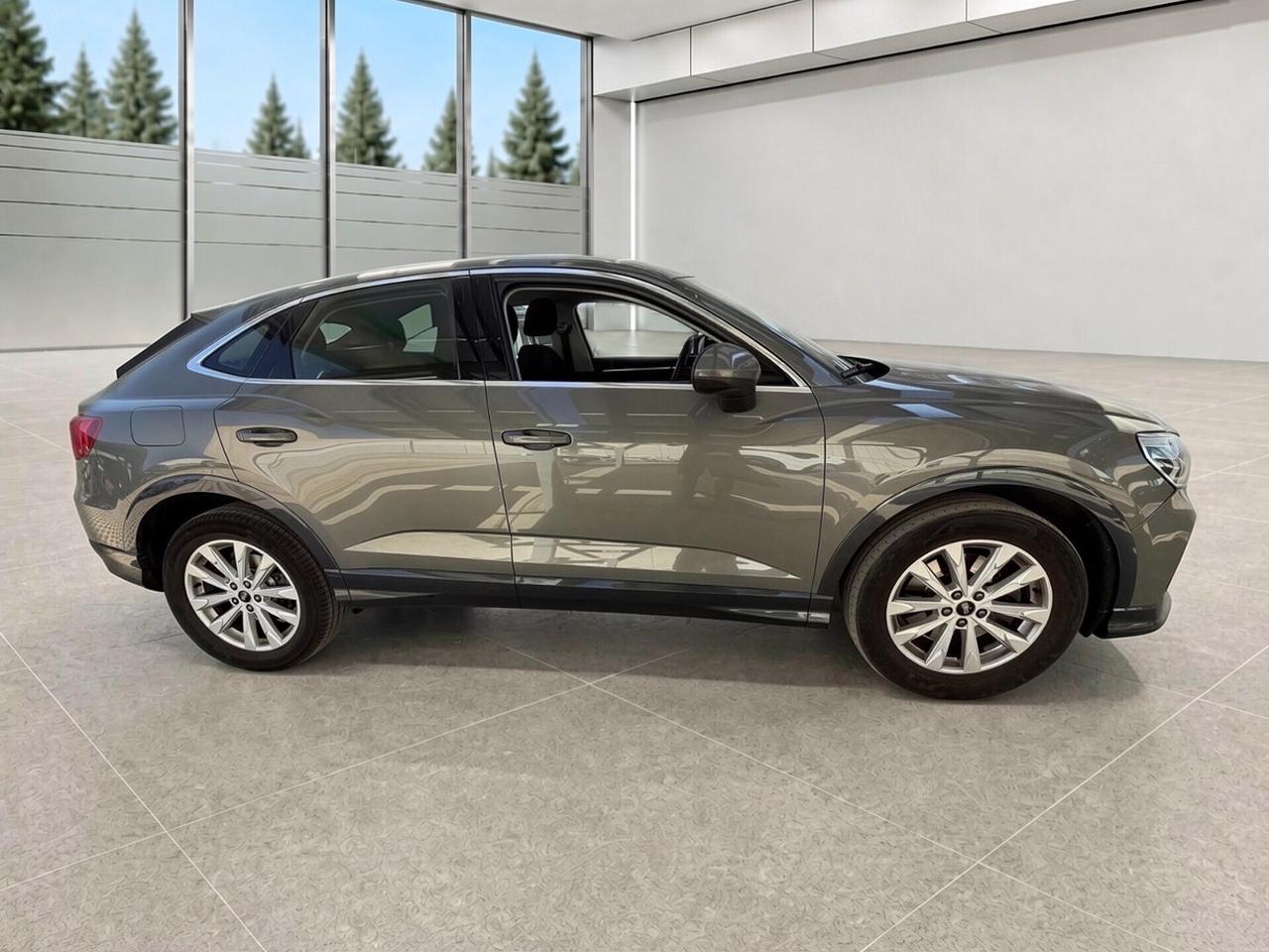 Q3 SPB 45 TFSI e S tronic Business Plus
