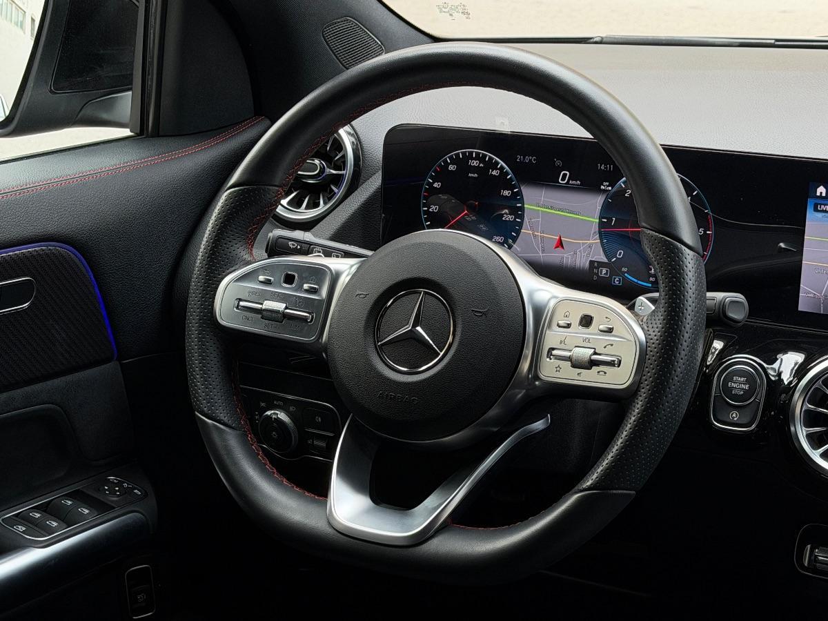 Mercedes GLA 200d Premium AMG 150CV