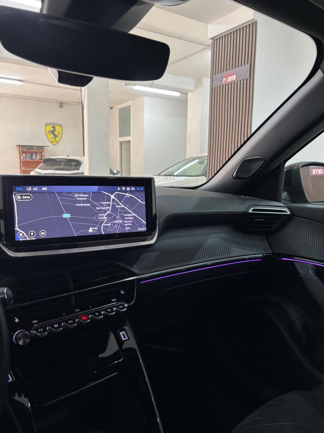 Peugeot 2008 PureTech 130 S&S EAT8 GT