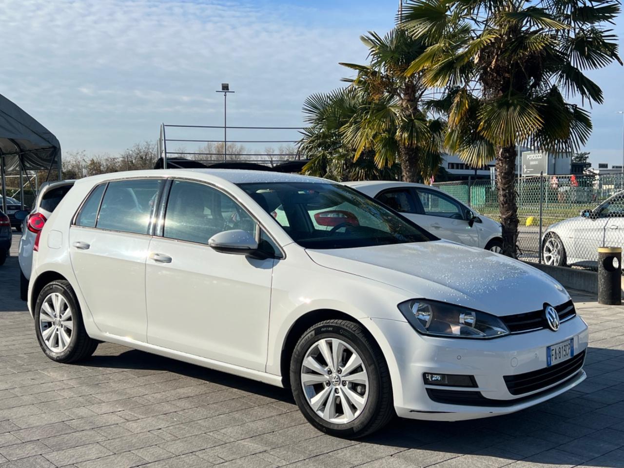 Volkswagen Golf 1.6 TDI DSG 5p. Comfortline