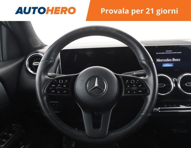 MERCEDES-BENZ GLB 180 d Automatic Sport