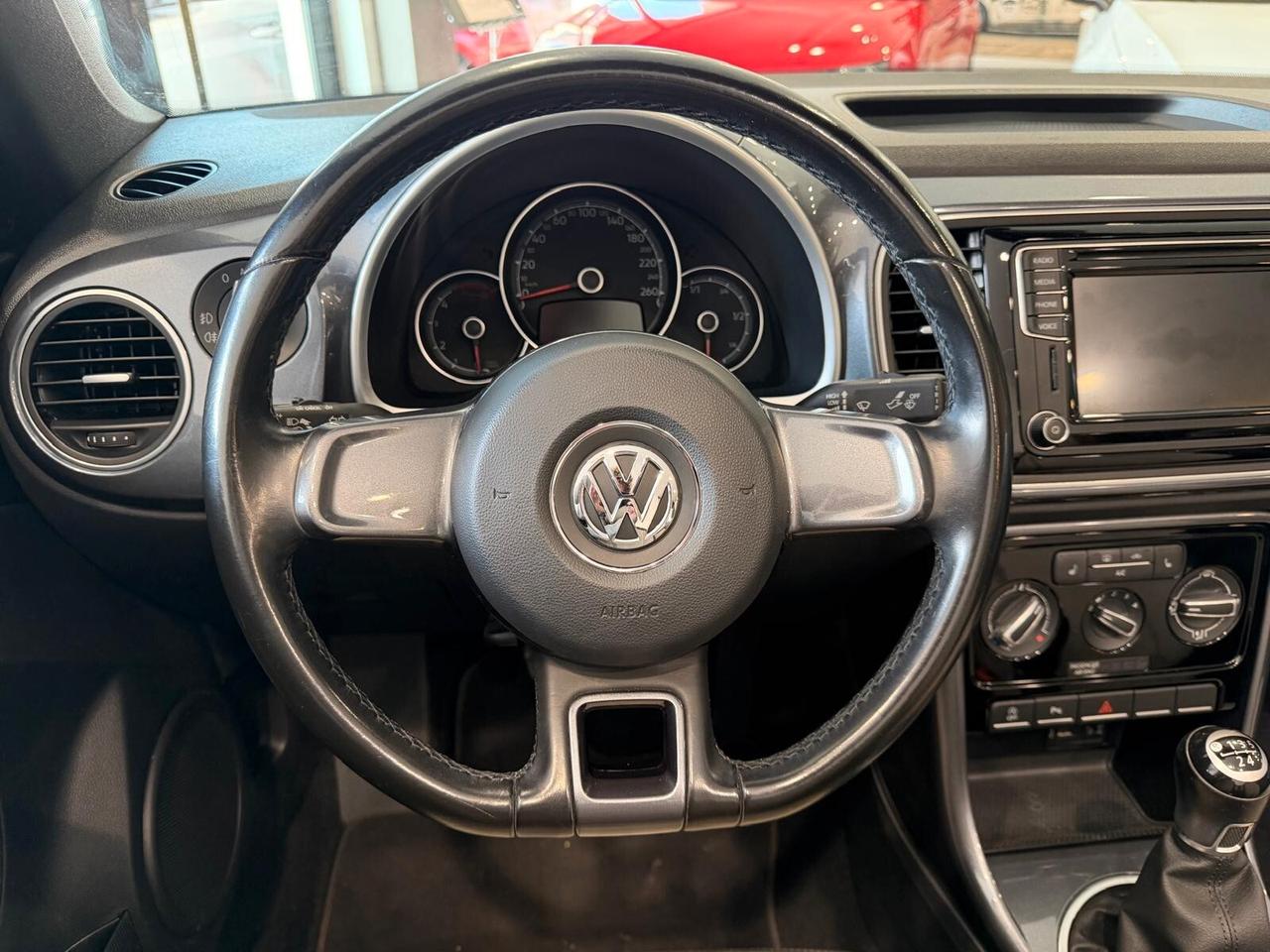 Volkswagen Maggiolino 2.0 TDI Design BlueMotion Technology cabriolet