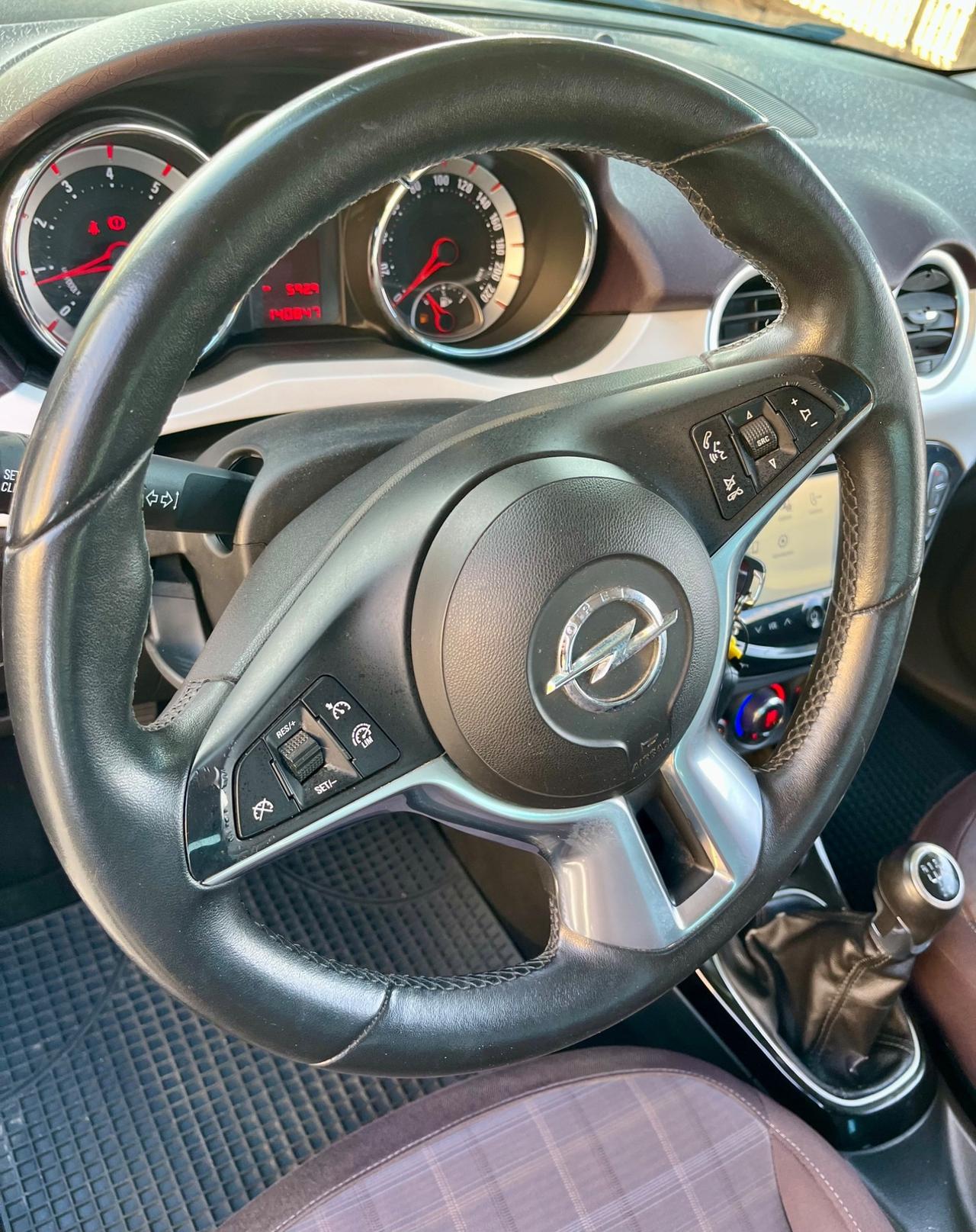 Opel Adam 1.4 87 CV GPL Tech Jam