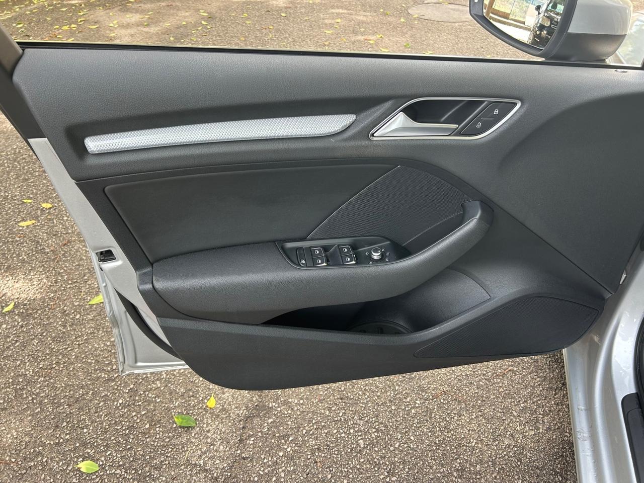 Audi A3 SPB 2.0 TDI Ambiente