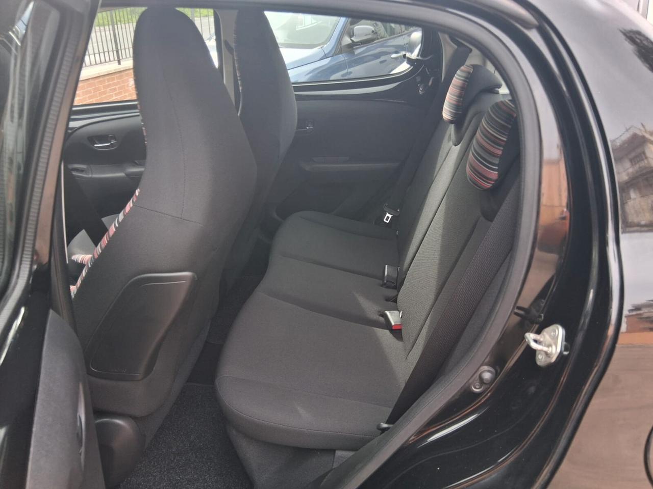 Citroen C1 1.0 VTI 72 S&S SHINE