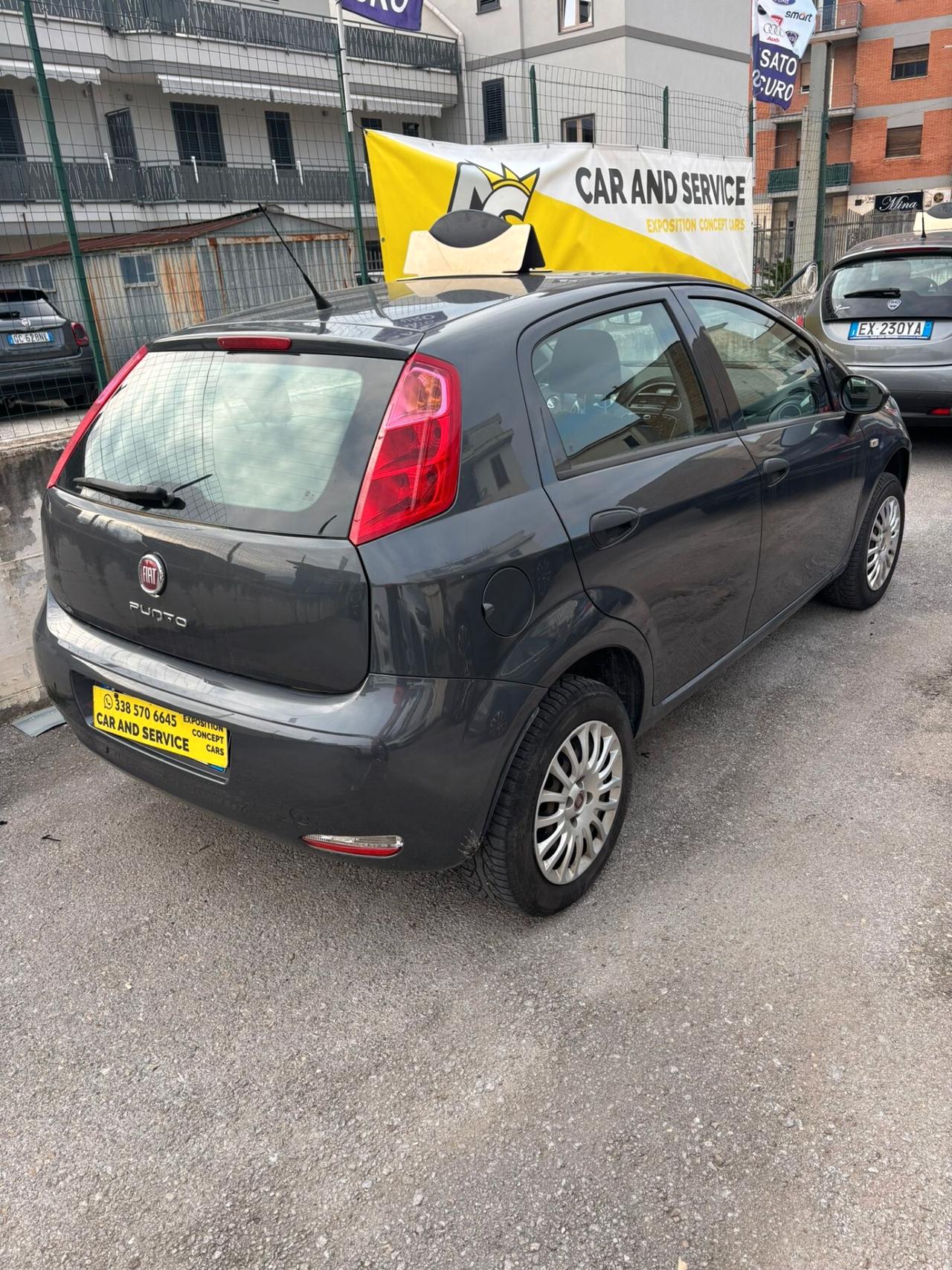 Fiat Punto 1.4 8V 5 porte Natural Power Street