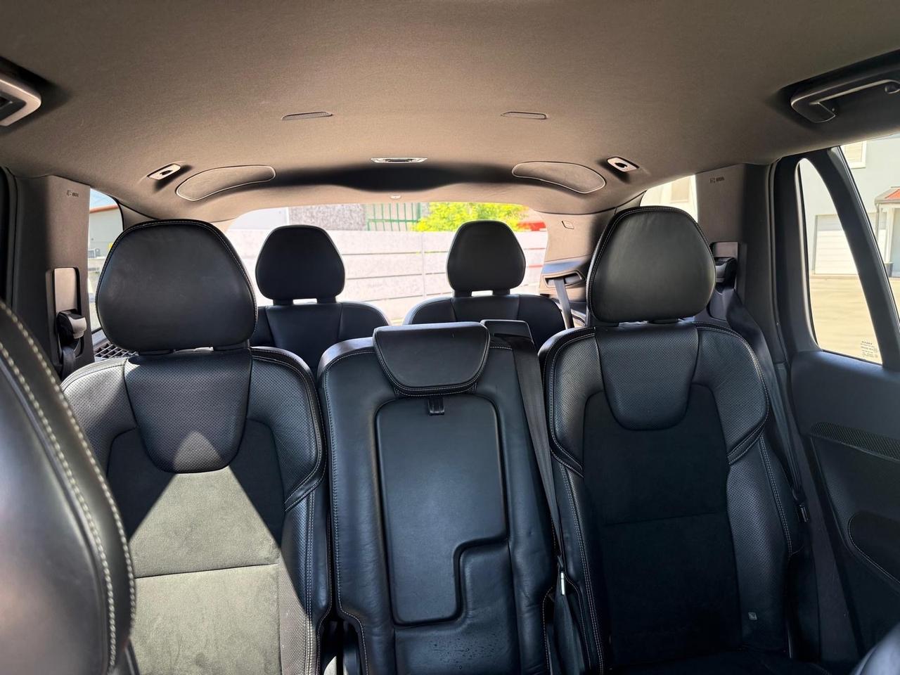 Volvo XC90 D5 AWD R-DESIGN 7 posti