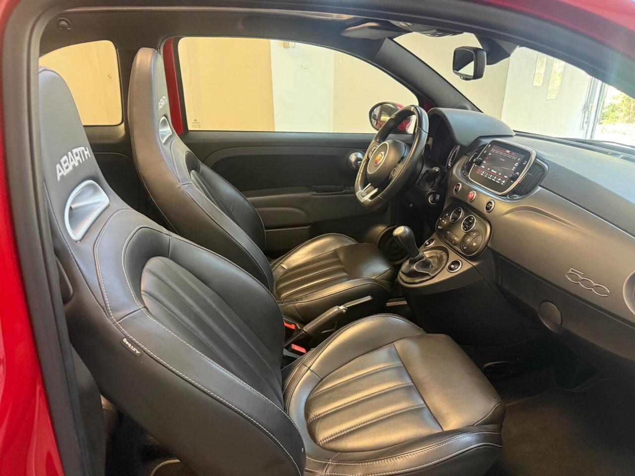 Abarth 595 C 1.4 Turbo T-Jet 145 CV