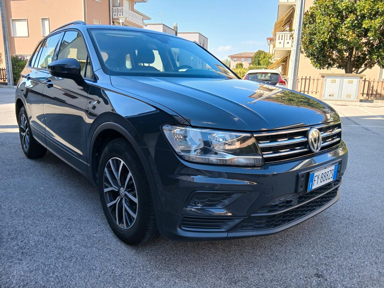 Volkswagen Tiguan 1.5 TSI Urban ACT BlueMotion Technology tua a €199 mese