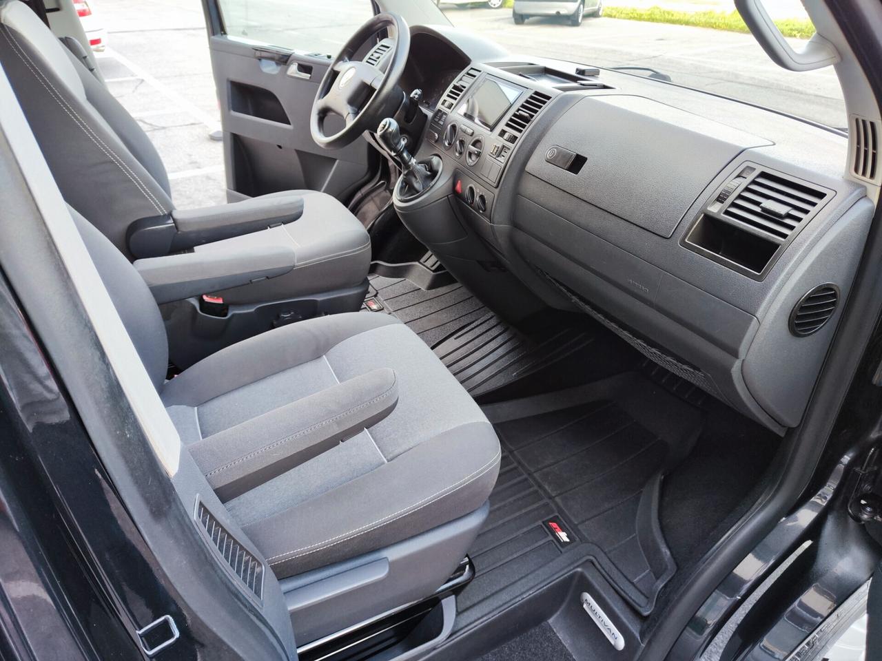 Volkswagen T5 Multivan 2.5 TDI 130cv 7 posti