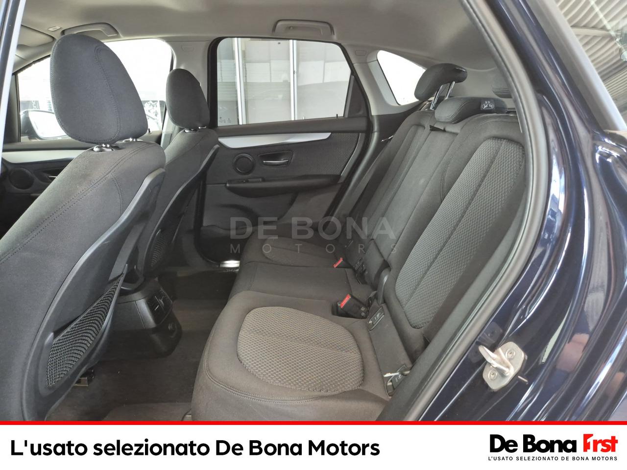 BMW Serie 2 218d active tourer advantage auto my15