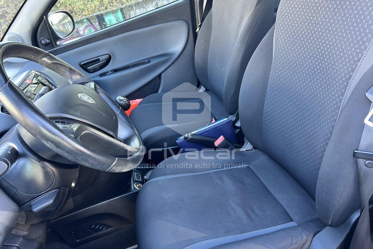 LANCIA Ypsilon 1.3 MJT 16V 95 CV 5 porte S&S Silver