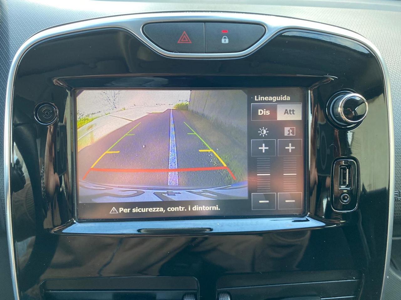 Renault Clio Sporter dCi 8V 90CV COSTUME NATIONAL