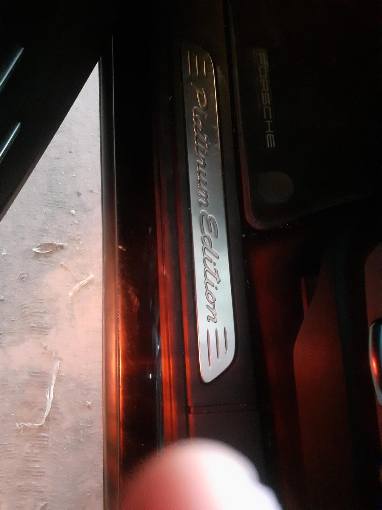 Porsche Cayenne 3.0 Diesel Platinum Edition - 2018