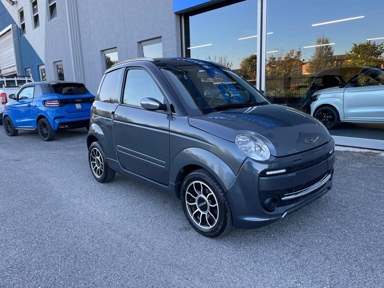 Microcar M.Go MGO 3 Progress Dynamic + Plus