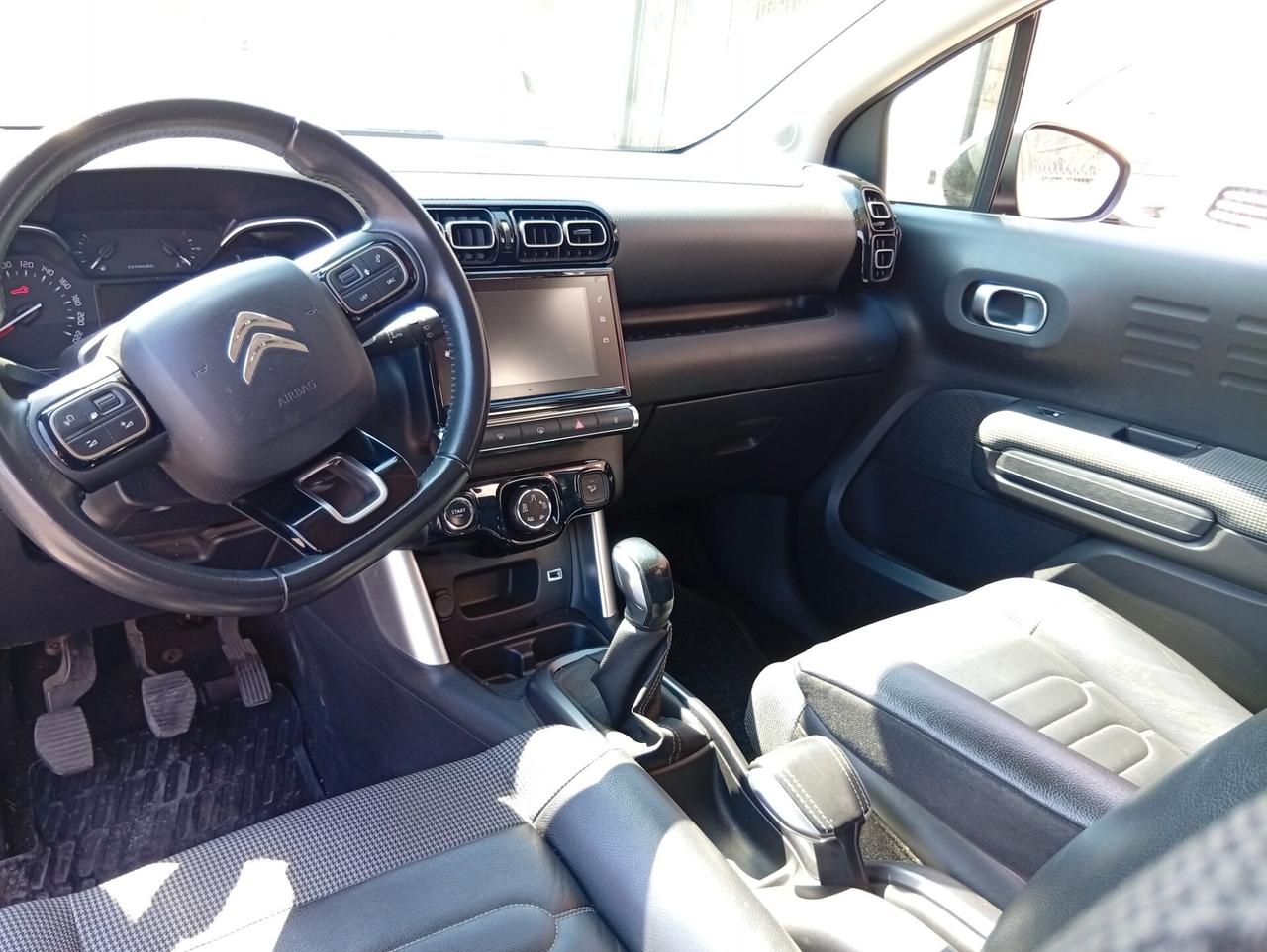 Citroen C3 Aircross C3 Aircross BlueHDi 100 S&S Shine