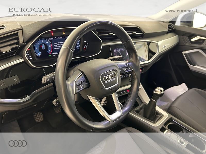 Audi Q3 35 2.0 tdi business