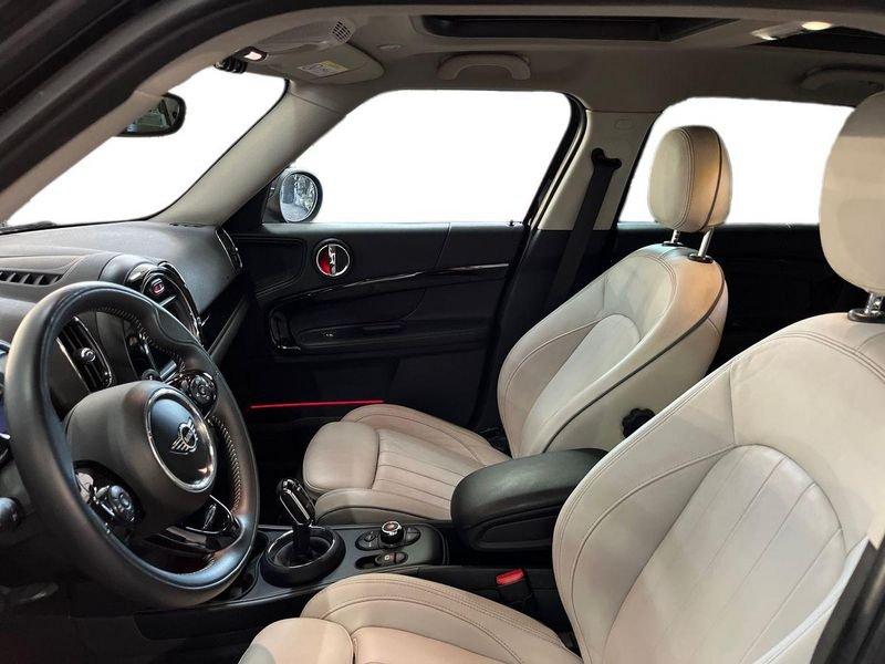 MINI Mini Countryman F60 2017 Mini Countryman 2.0 Cooper SD Hype auto